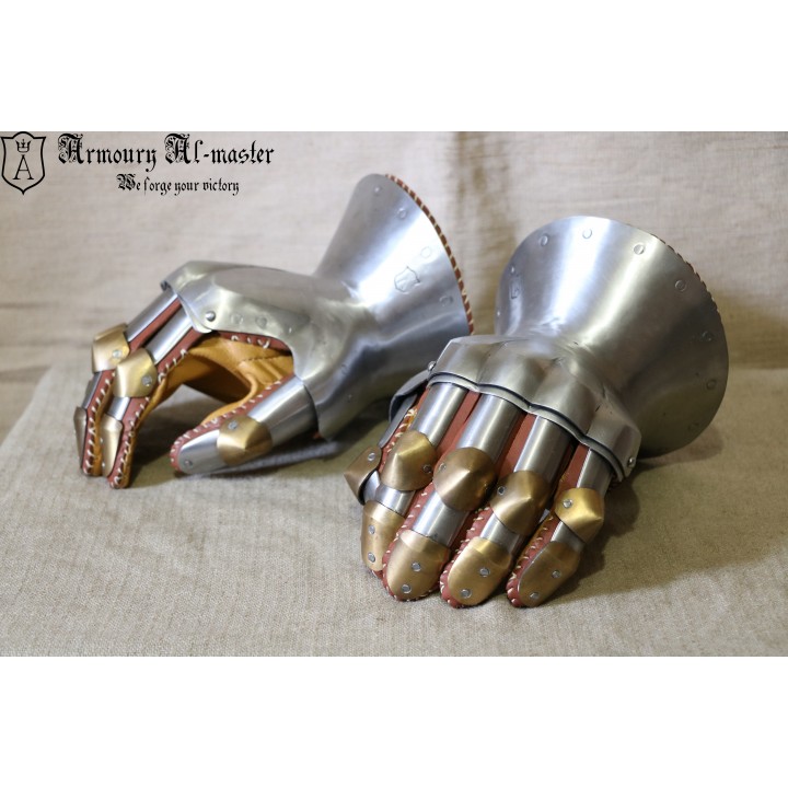 Gloves hourglass