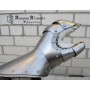 Italian gauntlets 1450