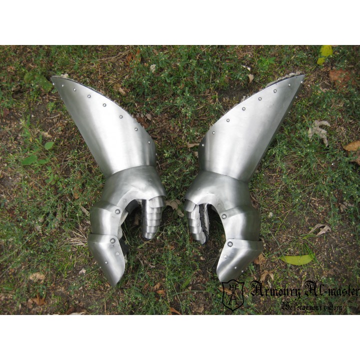 Italian gauntlets 1470