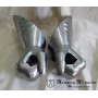 Italian gauntlets with ribs