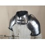 Set gorget with spaulders
