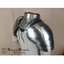 Set gorget with spaulders