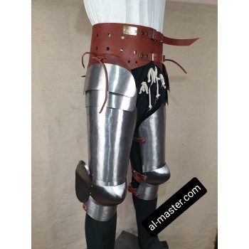 Titanium legs from Churburg